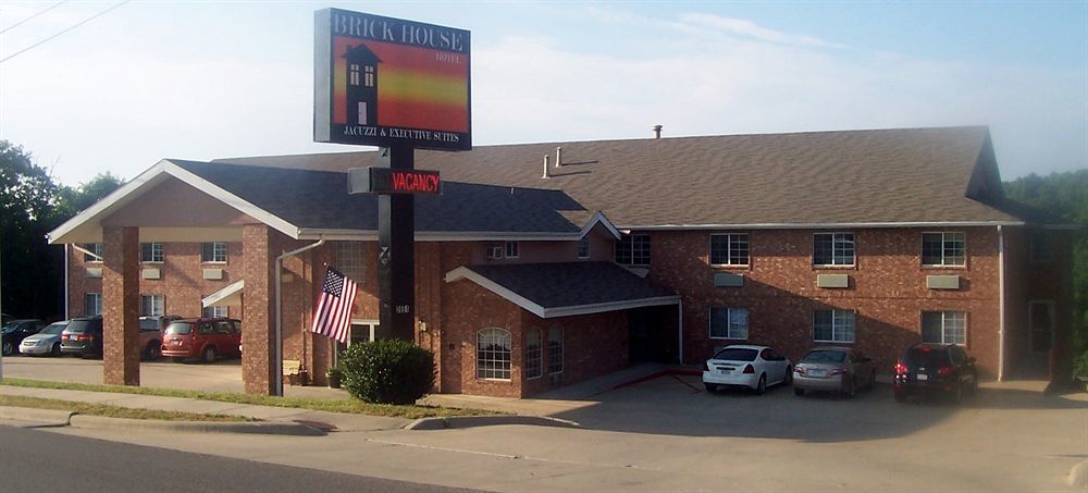 Rodeway Inn Branson, Brick House Ngoại thất bức ảnh