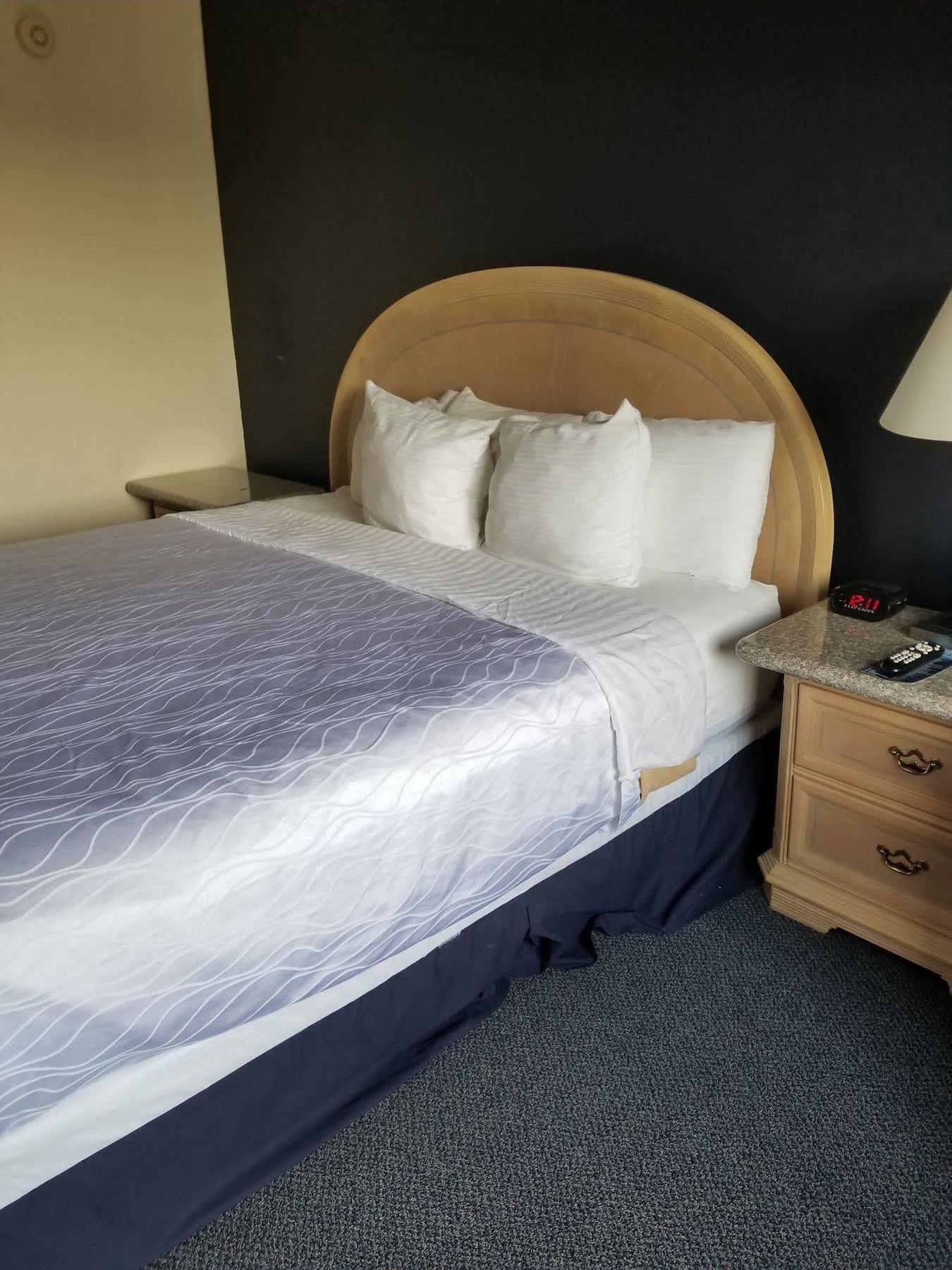 Rodeway Inn Branson, Brick House Ngoại thất bức ảnh