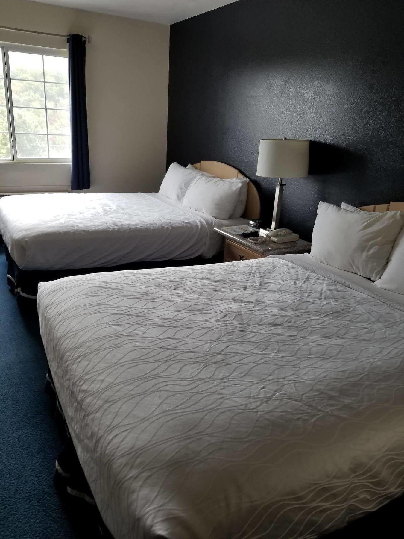 Rodeway Inn Branson, Brick House Ngoại thất bức ảnh